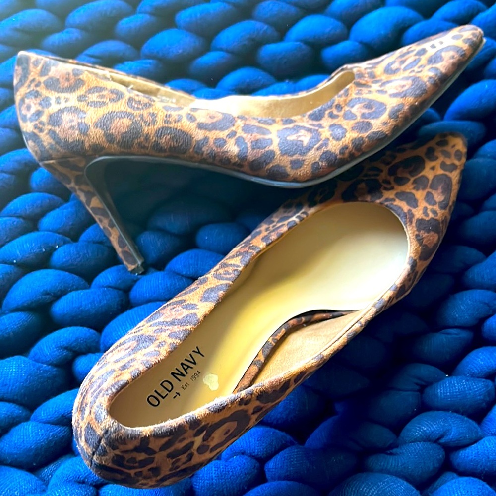 Suede pump, Old Navy